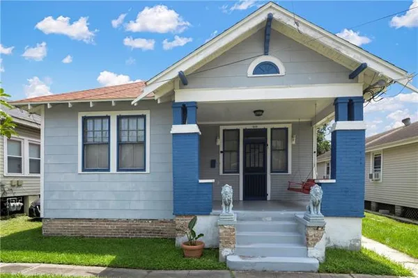 $249,900 | 516 Monroe Street, Gretna, LA 70053
