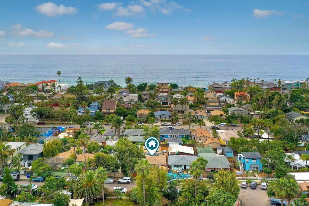 476 La Veta Avenue Encinitas, CA 92024 - Photo 22 of 24 an aerial view of multiple house