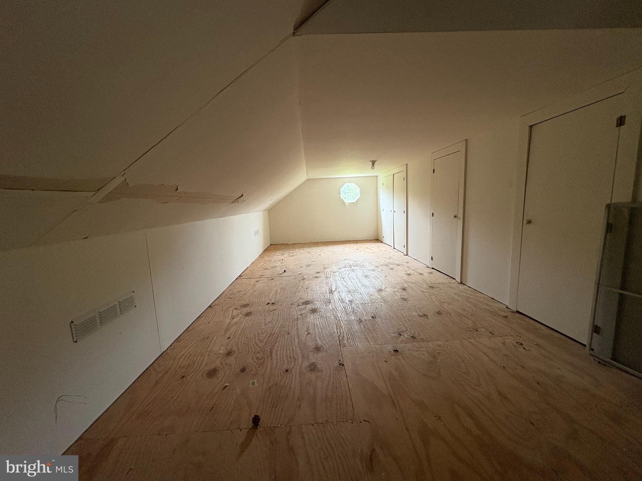 6525 Nomini Hall Road Hague, VA 22469 - Photo 30 of 44 a view of a hallway