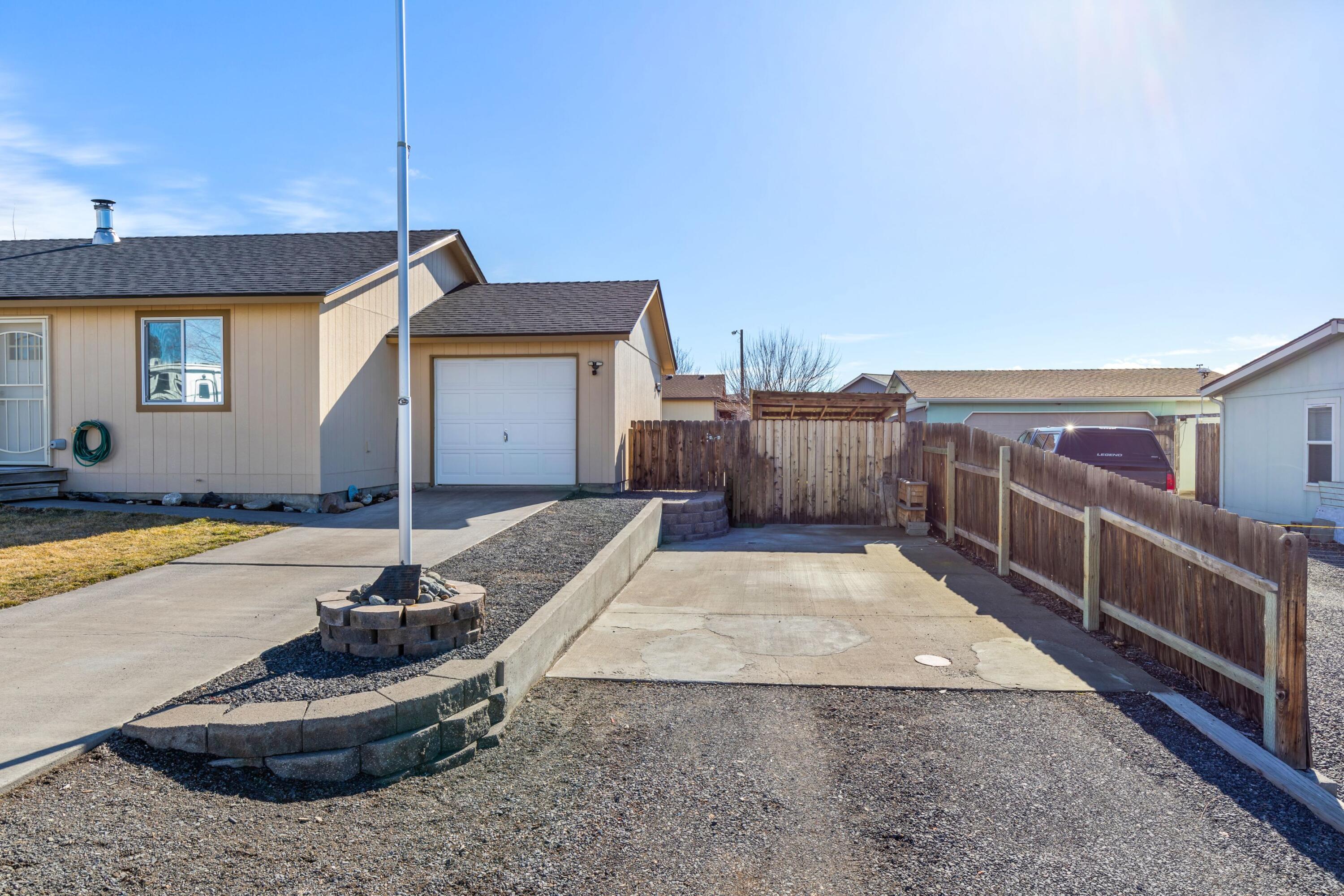 700 Center Ridge Drive Culver, OR 97734 - Photo 7 of 32 _31A7557 copy