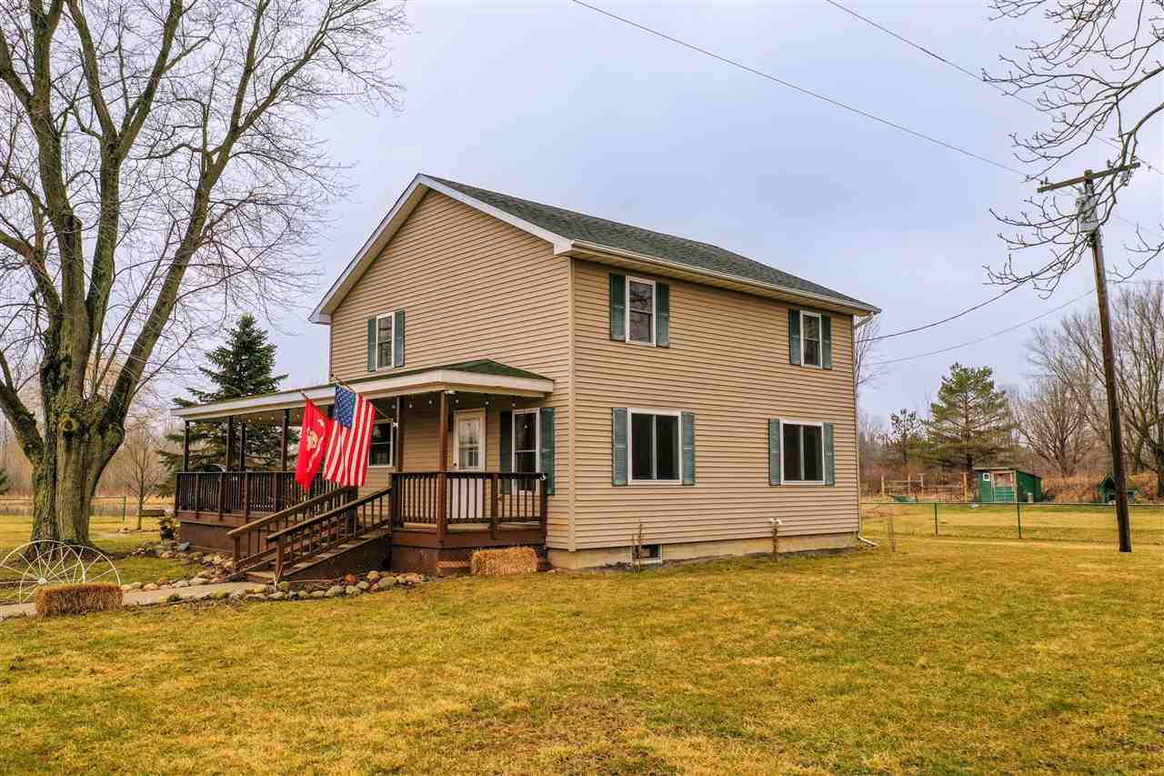 5357 Wilson Road Columbiaville, MI 48421 - Photo 3 of 37 50070129-2.JPG