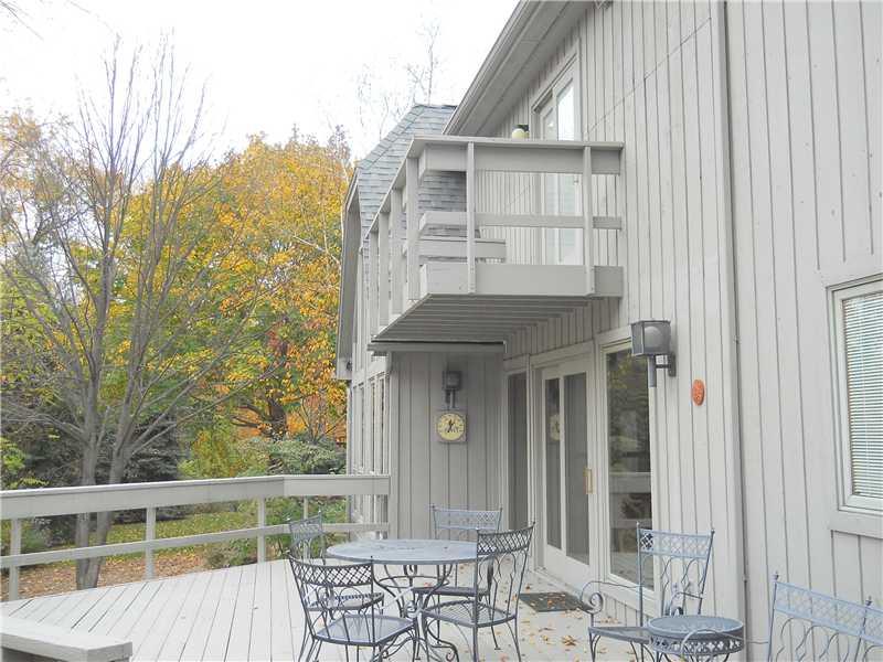 216 Timber Ridge Road Pittsburgh, PA 15238 - Photo 19 of 20 Exterior Back.