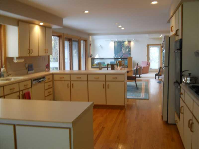 216 Timber Ridge Road Pittsburgh, PA 15238 - Photo 6 of 20 Kitchen.