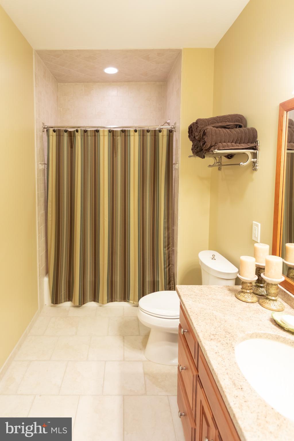 904 Wootton Road Bryn Mawr, PA 19010 - Photo 21 of 38 En-suite guest bath