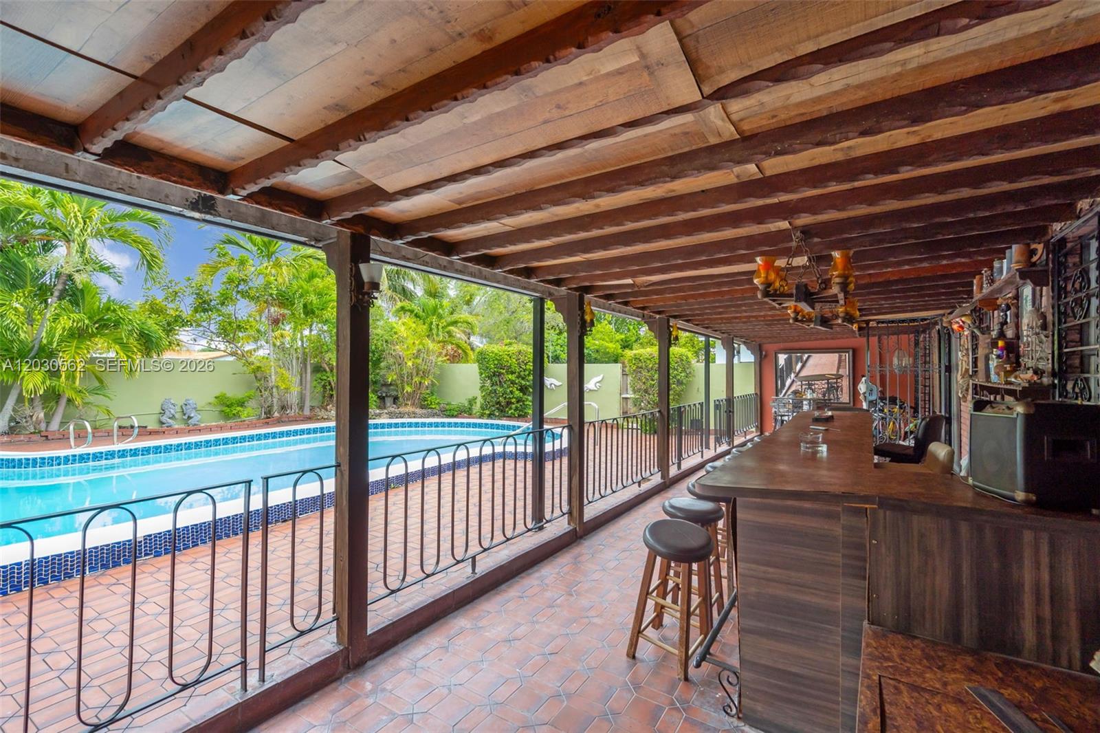 1320 Southwest 84th Avenue Miami, FL 33144 - Photo 29 of 44