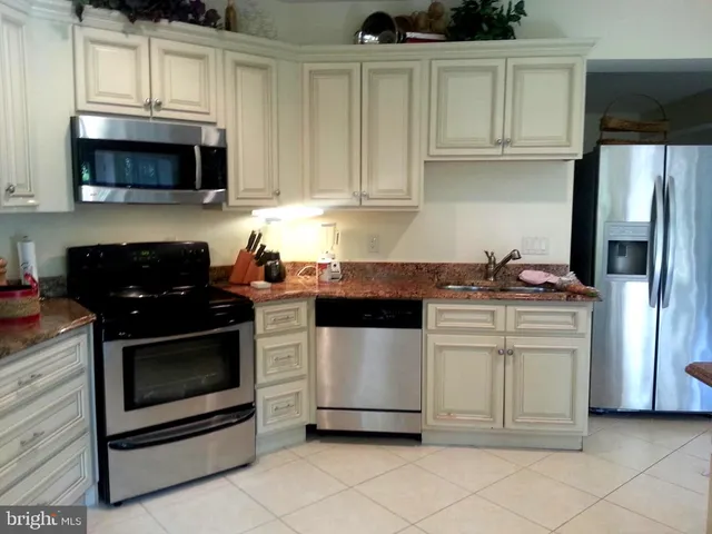 $2,800 | 2964 Wilson Avenue, Oakton, VA 22124