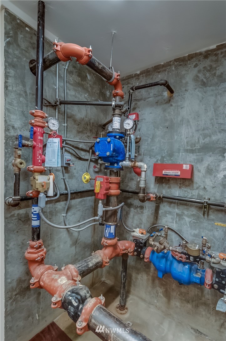 601 North State Street, Unit 101 Bellingham, WA 98225 - Photo 17 of 18