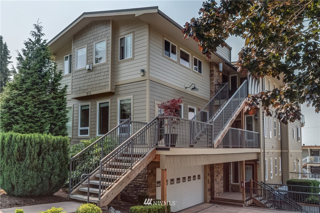 601 North State Street, Unit 101 Bellingham, WA 98225 - Photo 3 of 18