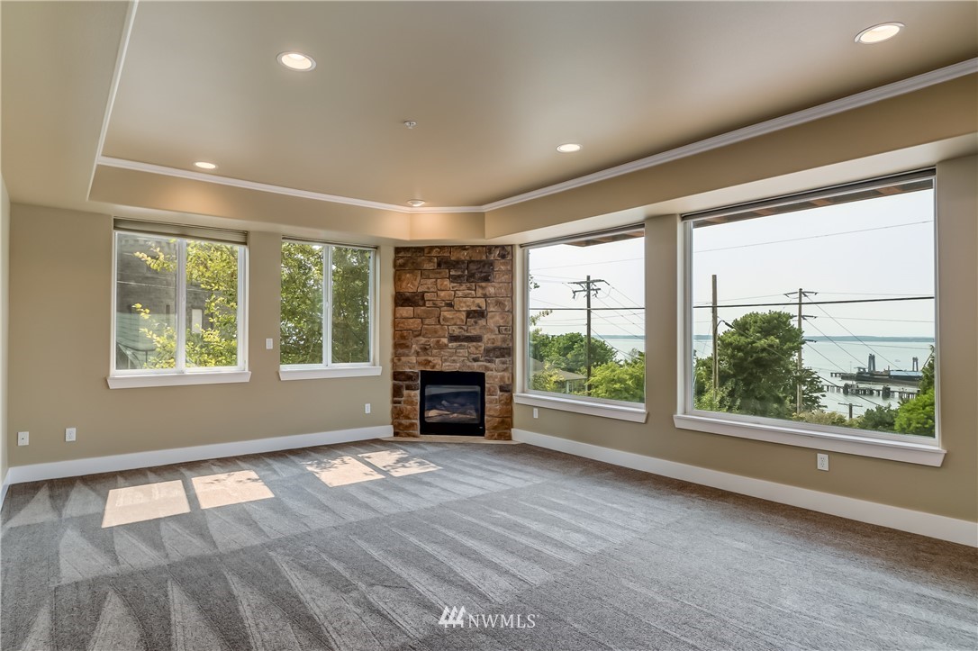 601 North State Street, Unit 101 Bellingham, WA 98225 - Photo 8 of 18