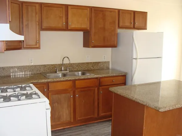 $1,074,000 | 12652 Julian Avenue, Lakeside, CA 92040