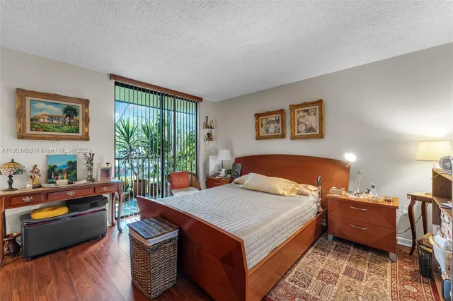 a view of a plant in a garden