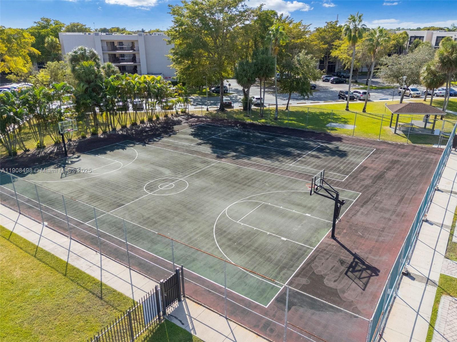 8650 Southwest 133rd Avenue Road, Unit 216 Miami, FL 33183 - Photo 26 of 36 basketball court