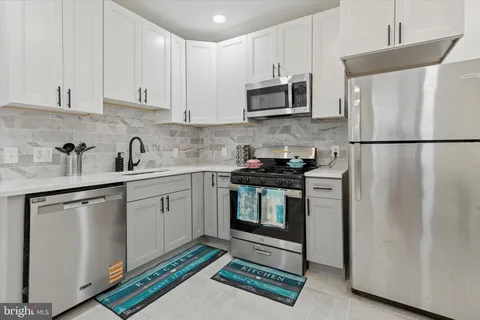 $365,000 | 3804 Manayunk Avenue, Philadelphia, PA 19128