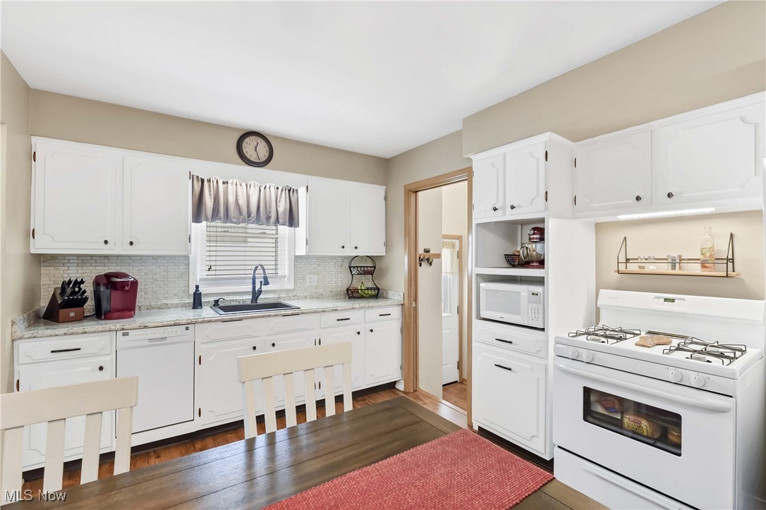 13717 Carpenter Road Garfield Heights, OH 44125 - Photo 21 of 43