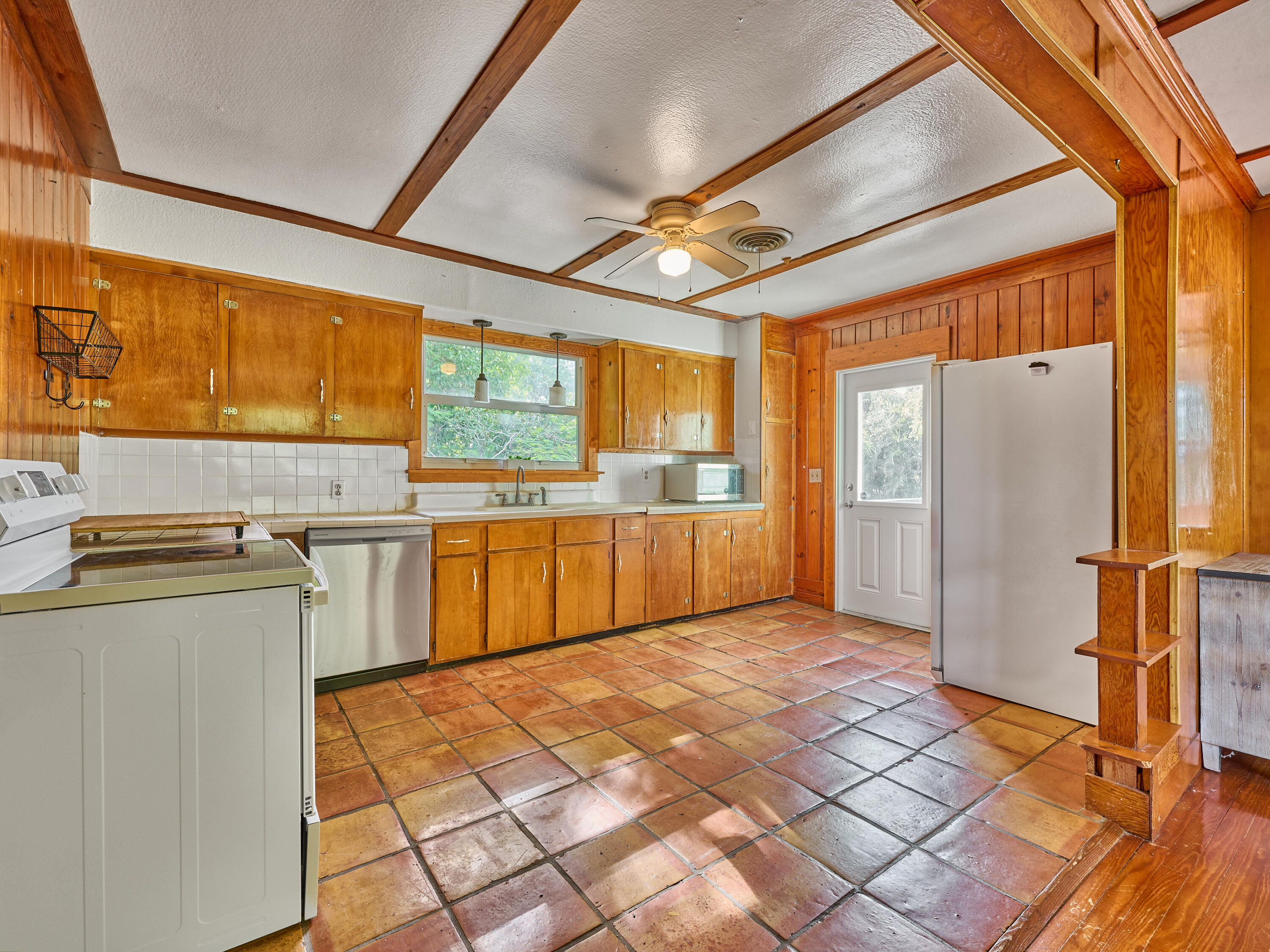 1398 Southwest Palm City Road Stuart, FL 34994 - Photo 28 of 64 C PYL 0056