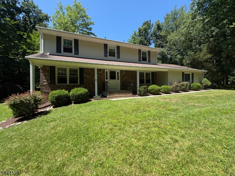 4 Tracey Lane Sparta, NJ 07871 - Photo 2 of 32