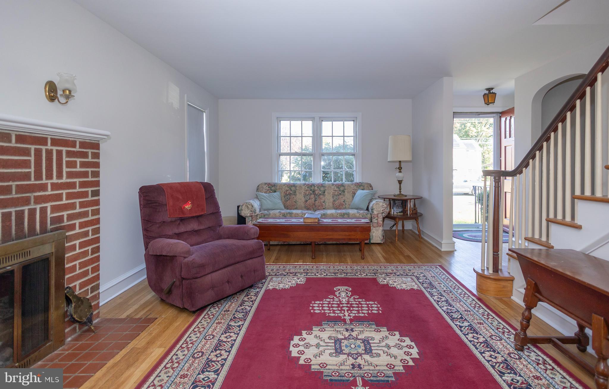 1420 Prospect Ridge Boulevard Haddon Heights, NJ 08035 - Photo 4 of 29 a living room with furniture and a rug
