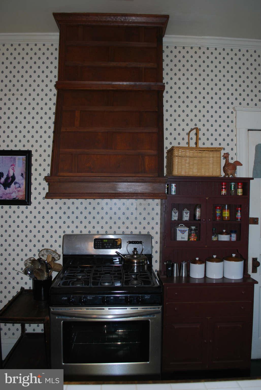 5378 Beverleys Mill Road Broad Run, VA 20137 - Photo 12 of 27 Kitchen with stainless steel appliances