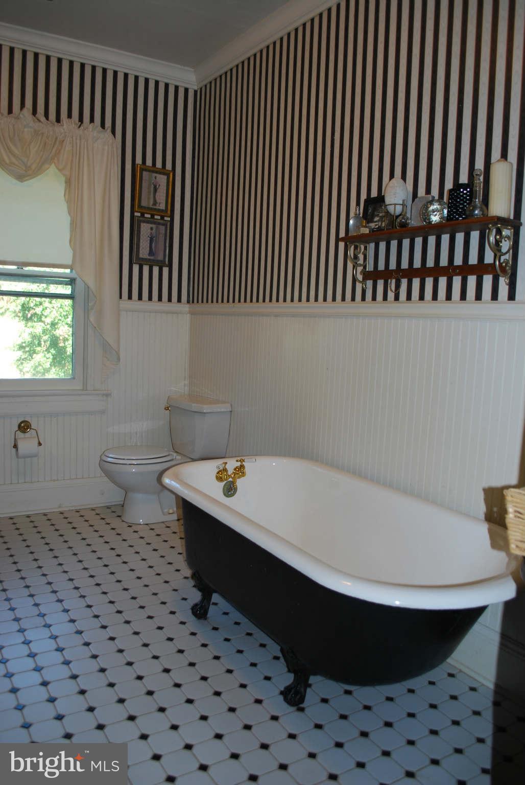 5378 Beverleys Mill Road Broad Run, VA 20137 - Photo 20 of 27 Bath