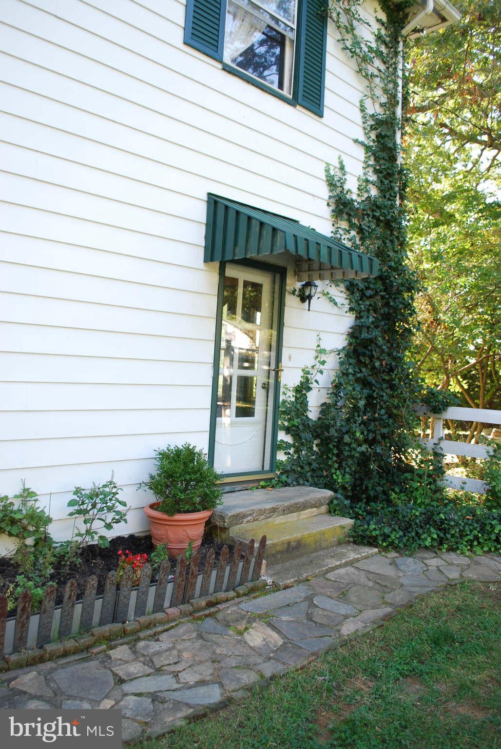 5378 Beverleys Mill Road Broad Run, VA 20137 - Photo 24 of 27 Exterior (Rear)