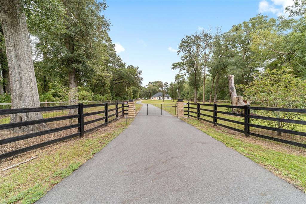 9277 Southwest 27th Avenue Ocala, FL 34476 - Photo 15 of 97