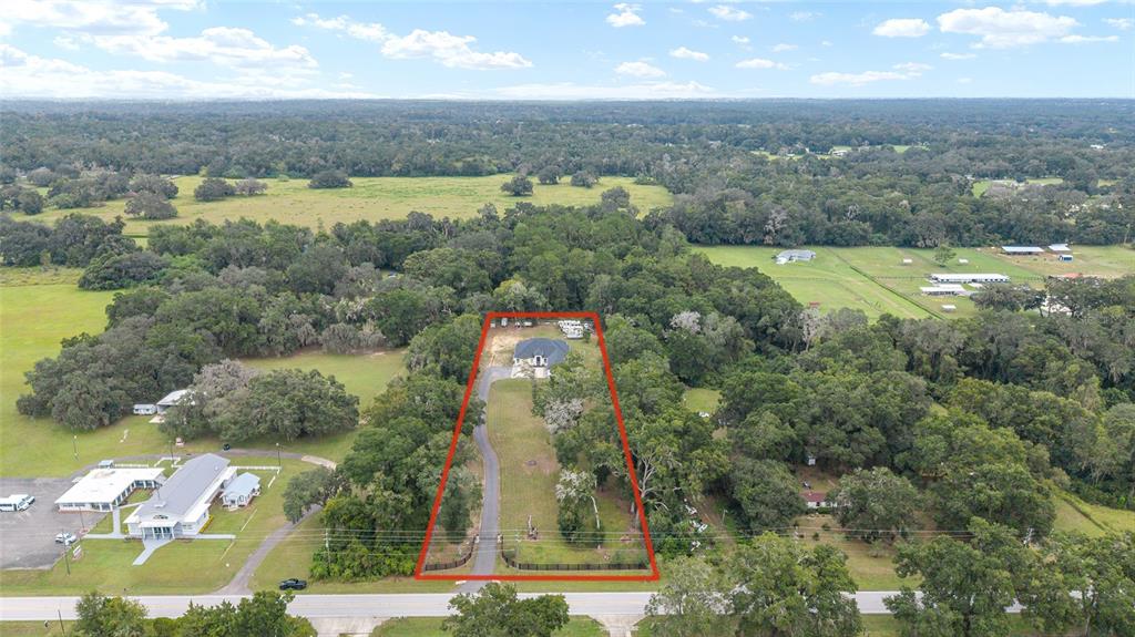 9277 Southwest 27th Avenue Ocala, FL 34476 - Photo 3 of 97