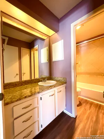 $1,225 | 3843 Barrington Street, Unit 253N, San Antonio, TX 78217