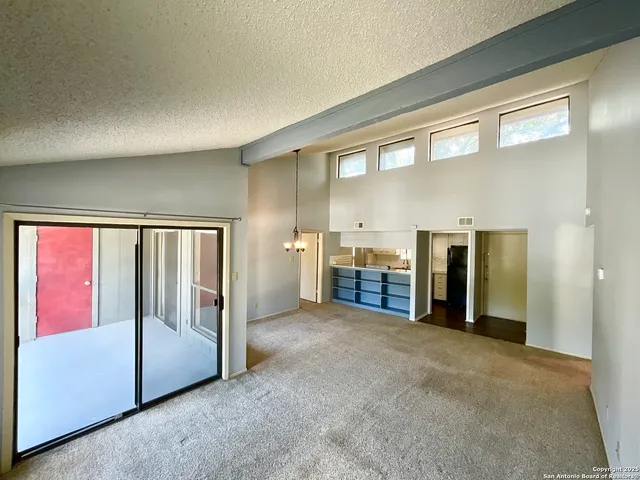 $1,225 | 3843 Barrington Street, Unit 253N, San Antonio, TX 78217