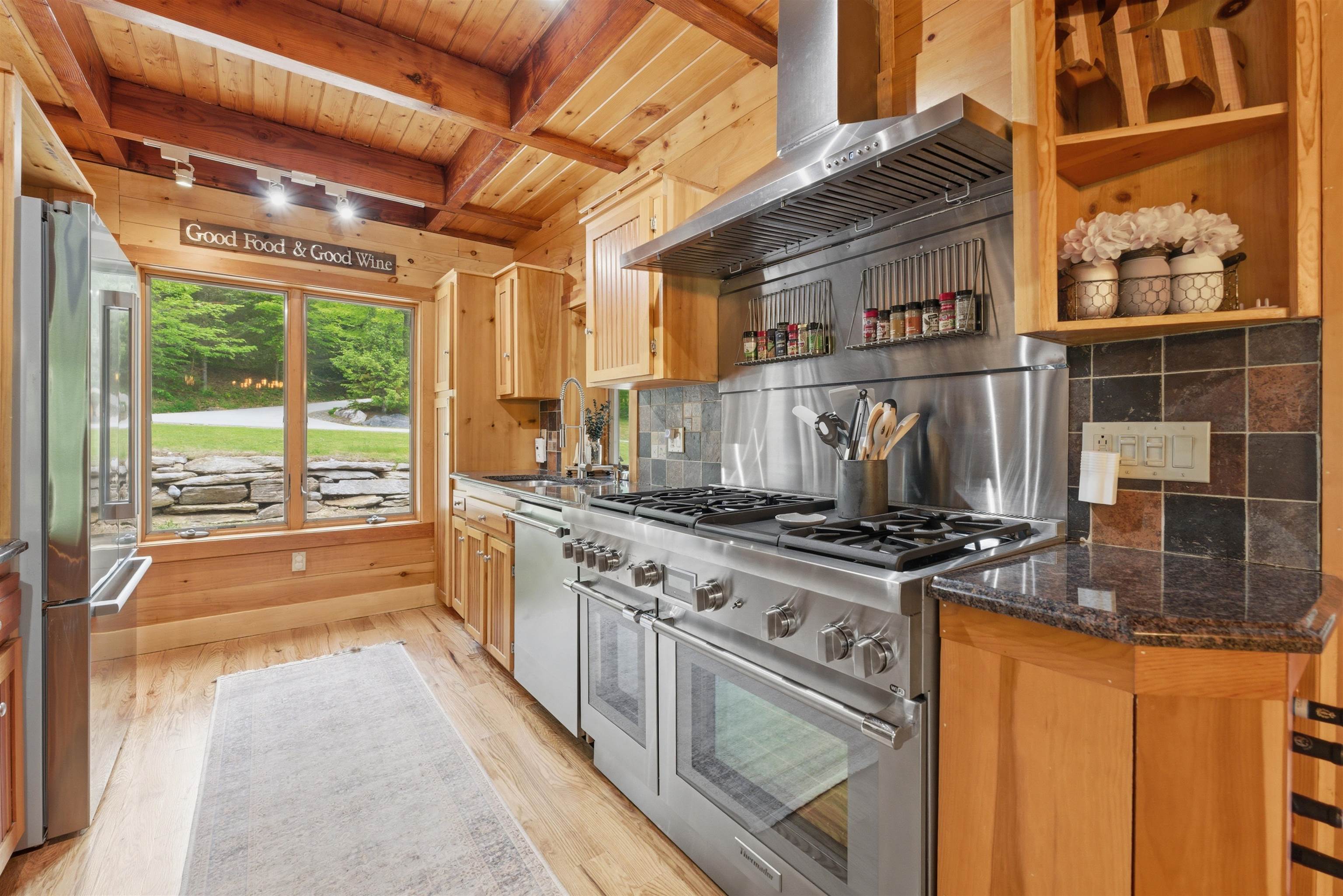 27 Mountain View Road Winhall, VT 05340 - Photo 9 of 54