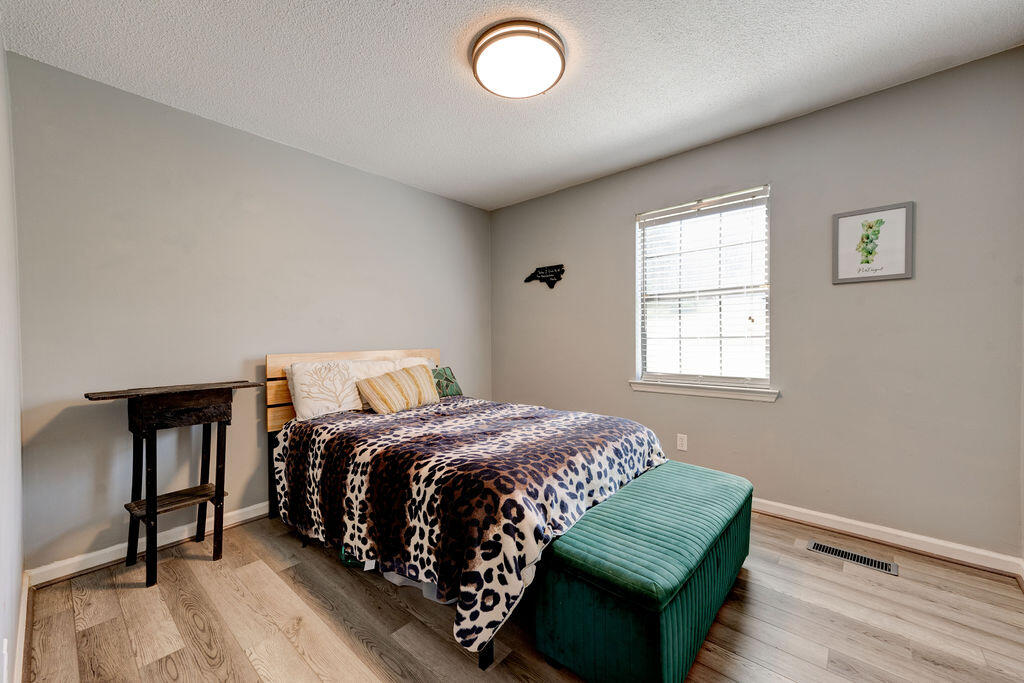 141 Hulsey Drive Ringgold, GA 30736 - Photo 16 of 27 141Hulsey-27