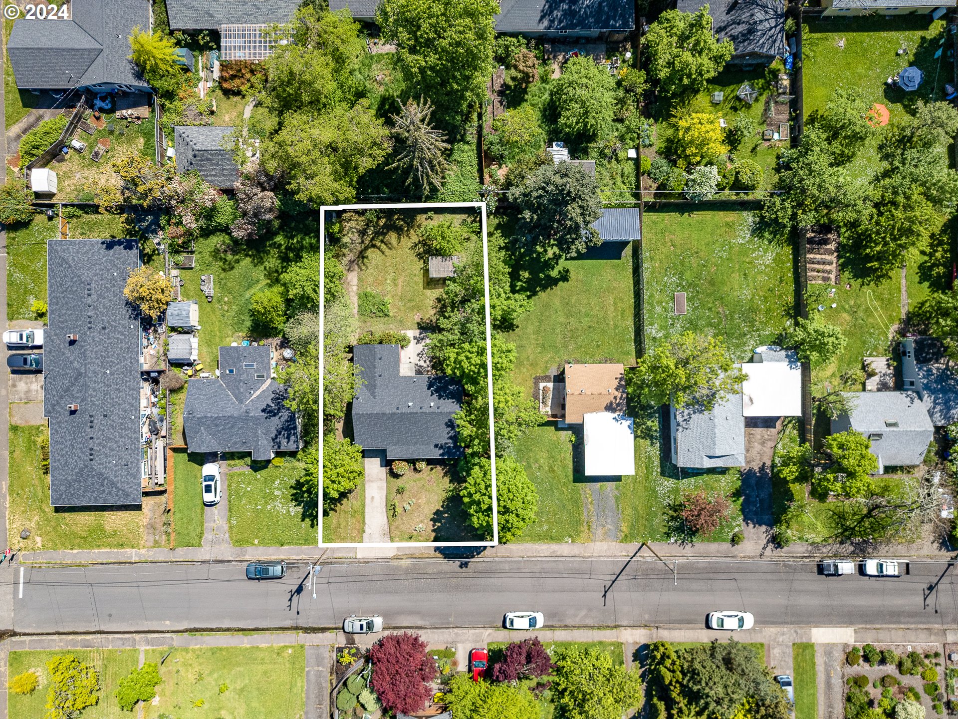 2915 Mill Street Eugene, OR 97405 - Photo 34 of 37