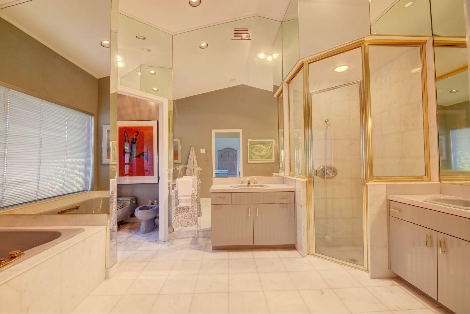 7287 Sidonia Court Boca Raton, FL 33433 - Photo 21 of 40 40_Master bath