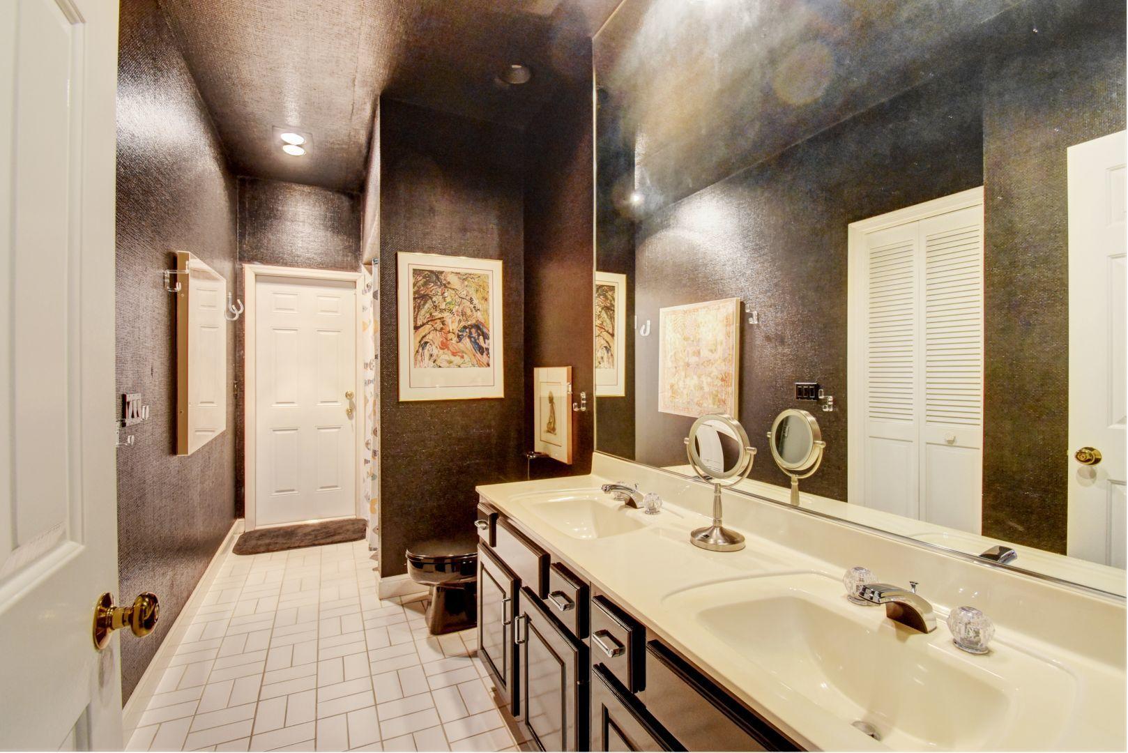 7287 Sidonia Court Boca Raton, FL 33433 - Photo 24 of 40 44_Bath black