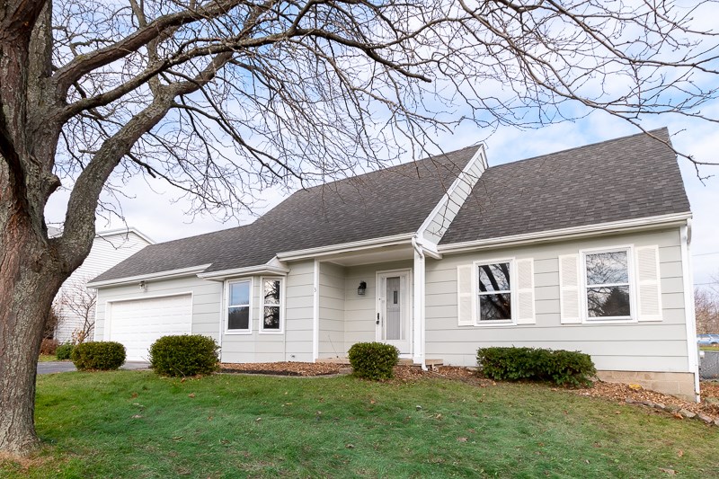 3 Alicia Circle Riga, NY 14428 - Photo 2 of 32