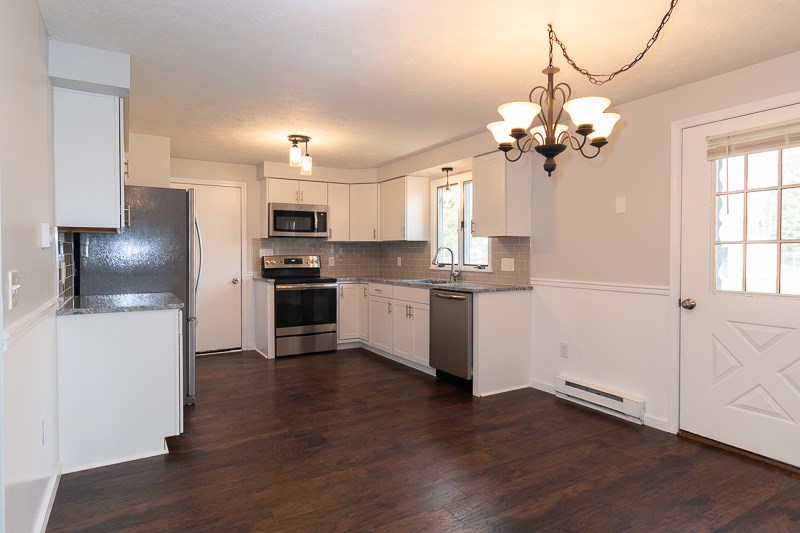 3 Alicia Circle Riga, NY 14428 - Photo 5 of 32