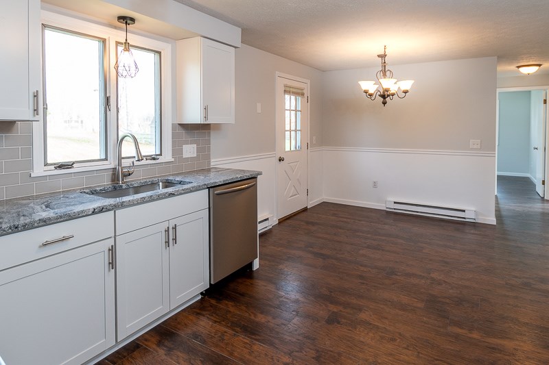 3 Alicia Circle Riga, NY 14428 - Photo 8 of 32