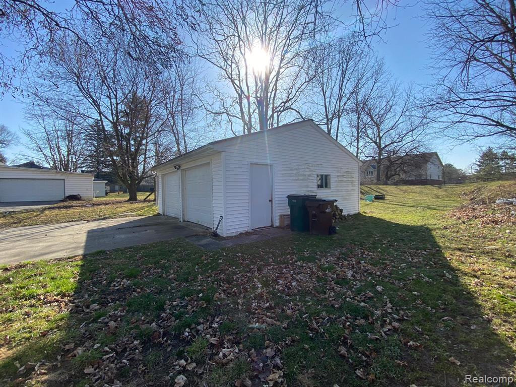 350 East Miller Road Lansing, MI 48911 - Photo 14 of 20 Gallery Image 14