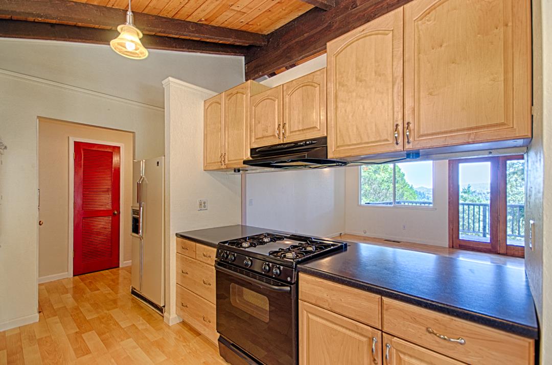 535 Valley View Road Ben Lomond, CA 95005 - Photo 6 of 16 Gallery Image 6
