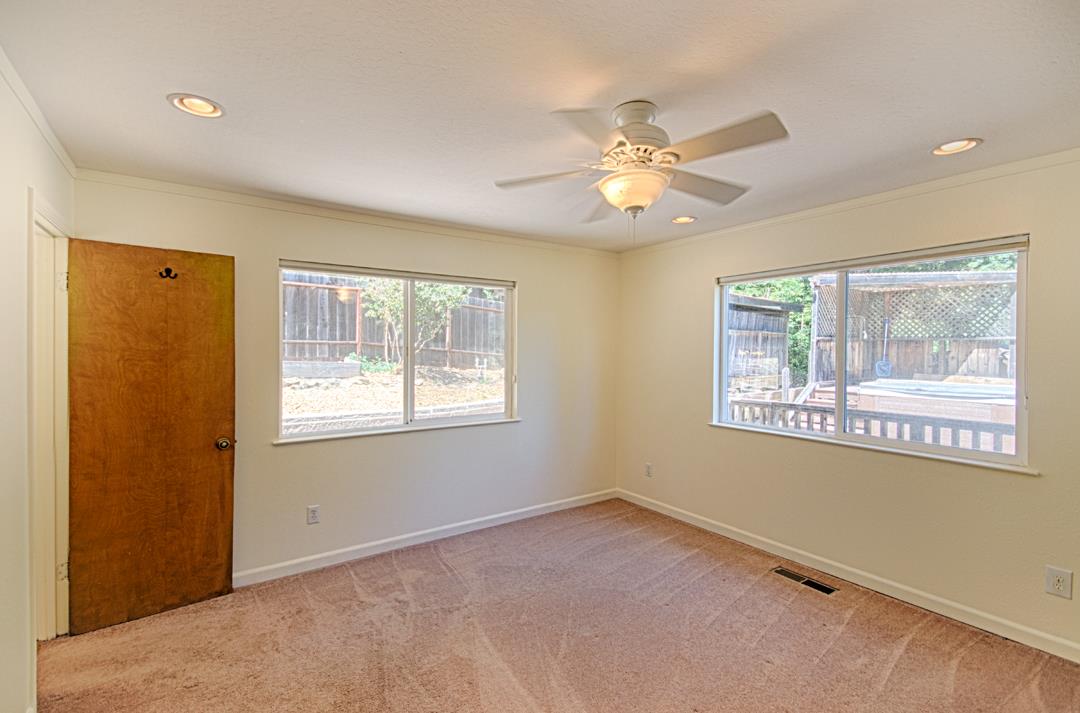 535 Valley View Road Ben Lomond, CA 95005 - Photo 7 of 16 Gallery Image 7