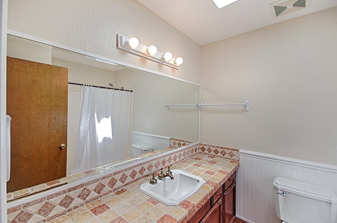 535 Valley View Road Ben Lomond, CA 95005 - Photo 8 of 16 Gallery Image 8