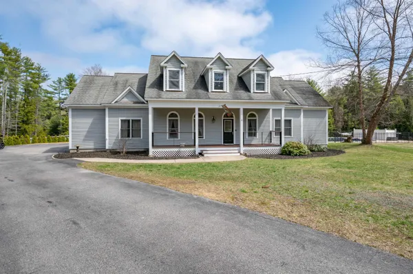 $875,000 | 3 Foxberry Drive, New Boston, NH 03070