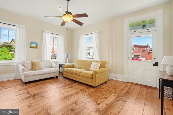 $306,500 | 274 South Mill Street, Thompsontown, PA 17094