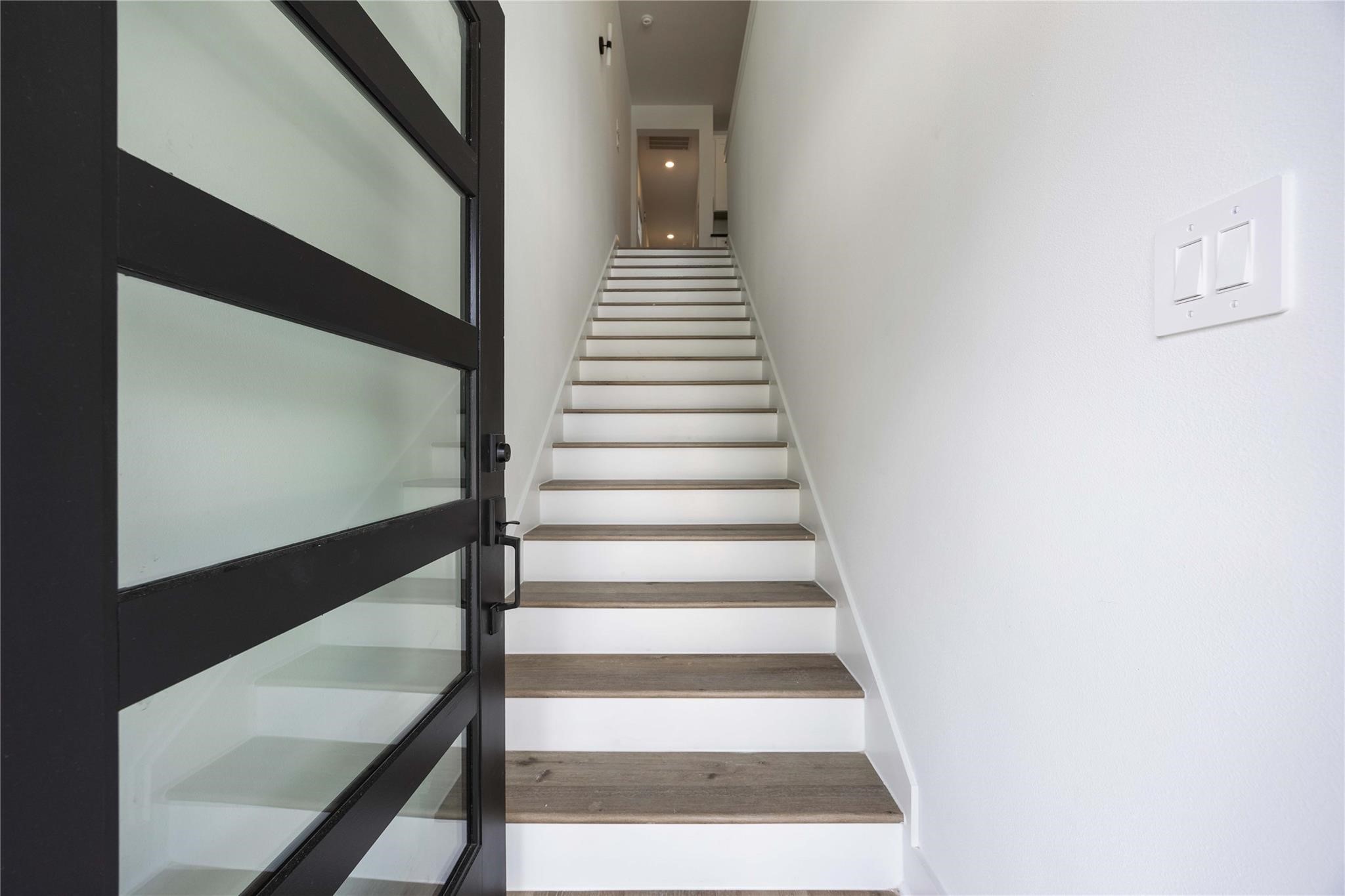 8017 A Cora Street Houston, TX 77088 - Photo 15 of 29 a view of entryway