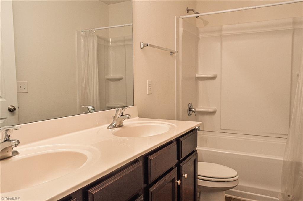 1466 Scofield Court Rural Hall, NC 27045 - Photo 28 of 29 Gallery Image 28