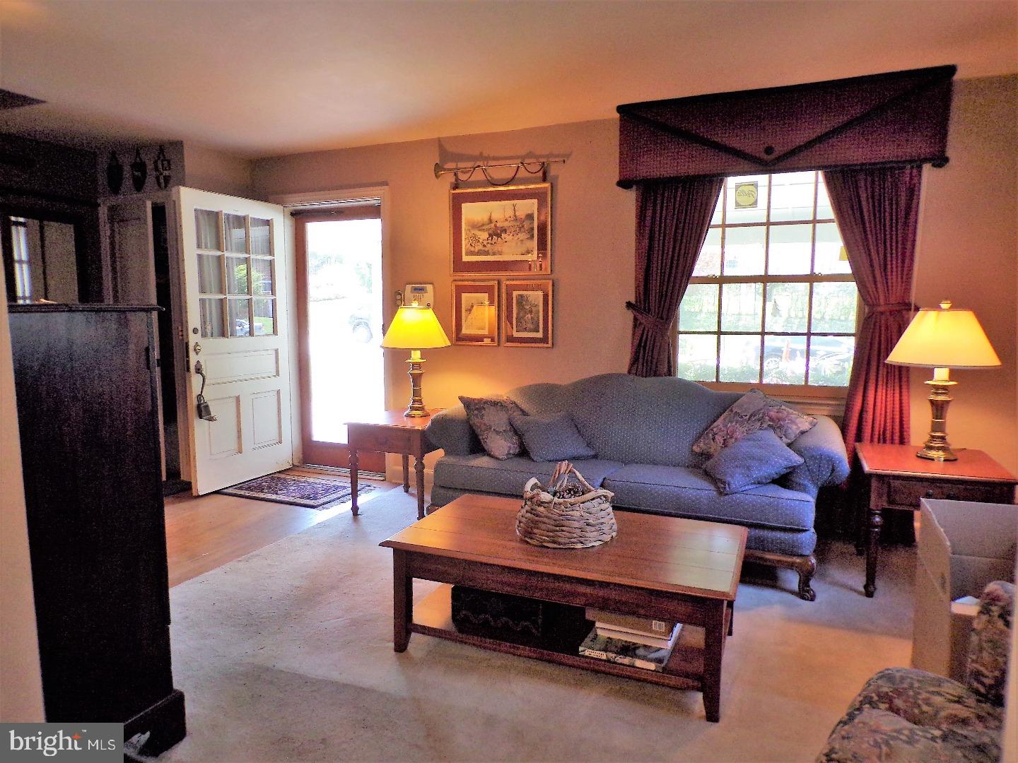 245 Signal Road Drexel Hill, PA 19026 - Photo 13 of 25 Living Room