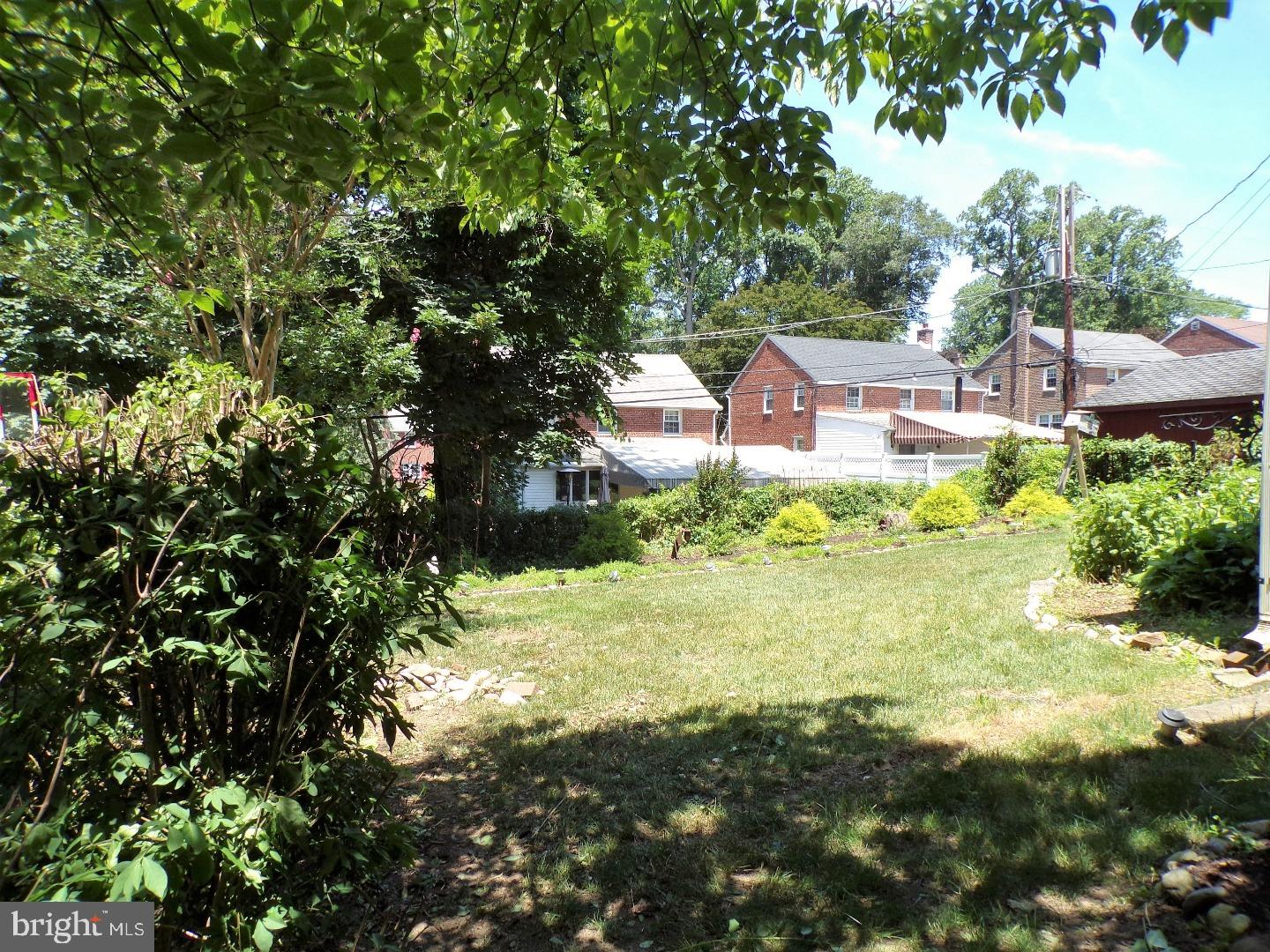 245 Signal Road Drexel Hill, PA 19026 - Photo 8 of 25 Exterior Back