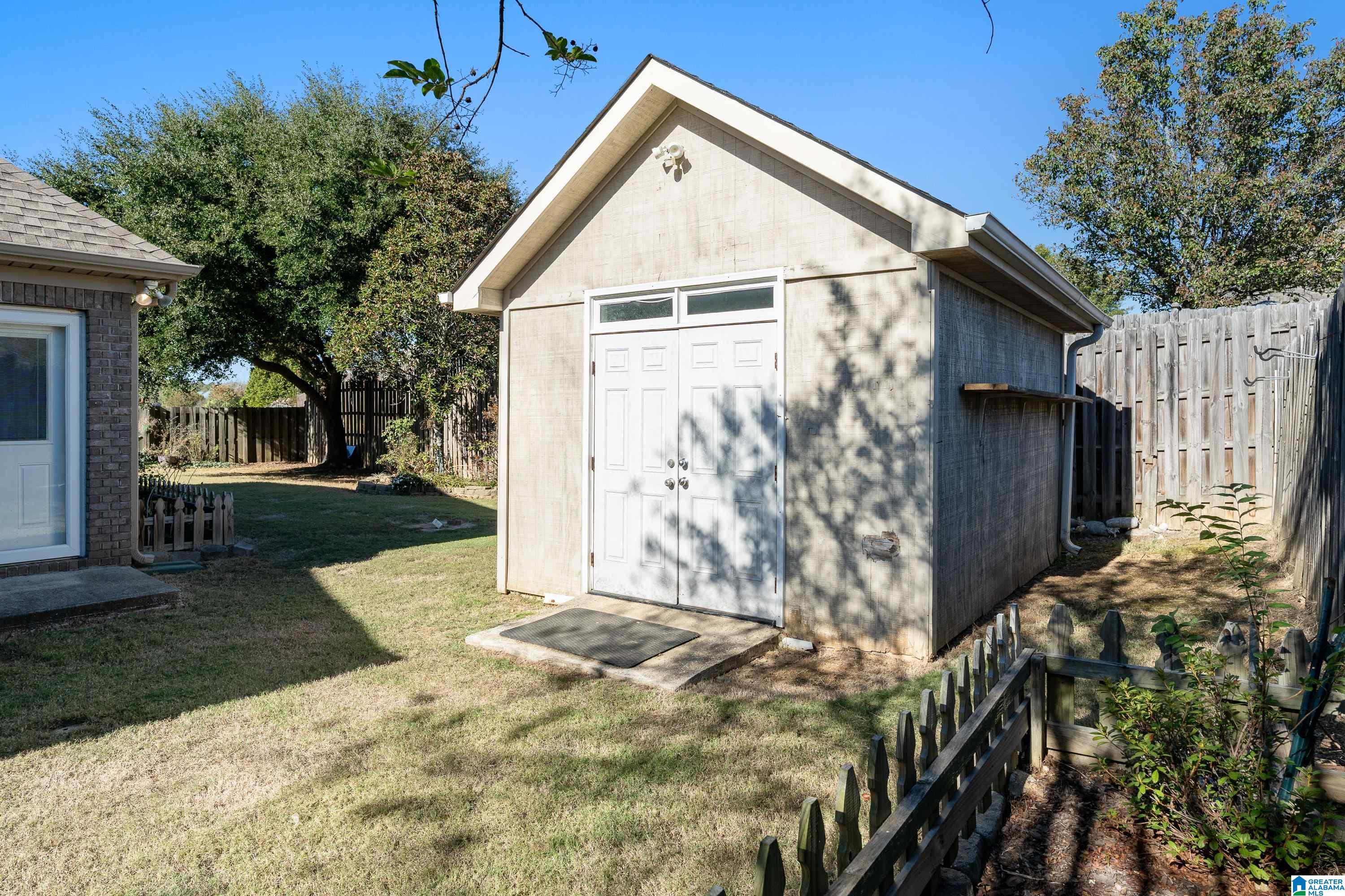 233 Queens Gate Alabaster, AL 35114 - Photo 34 of 49