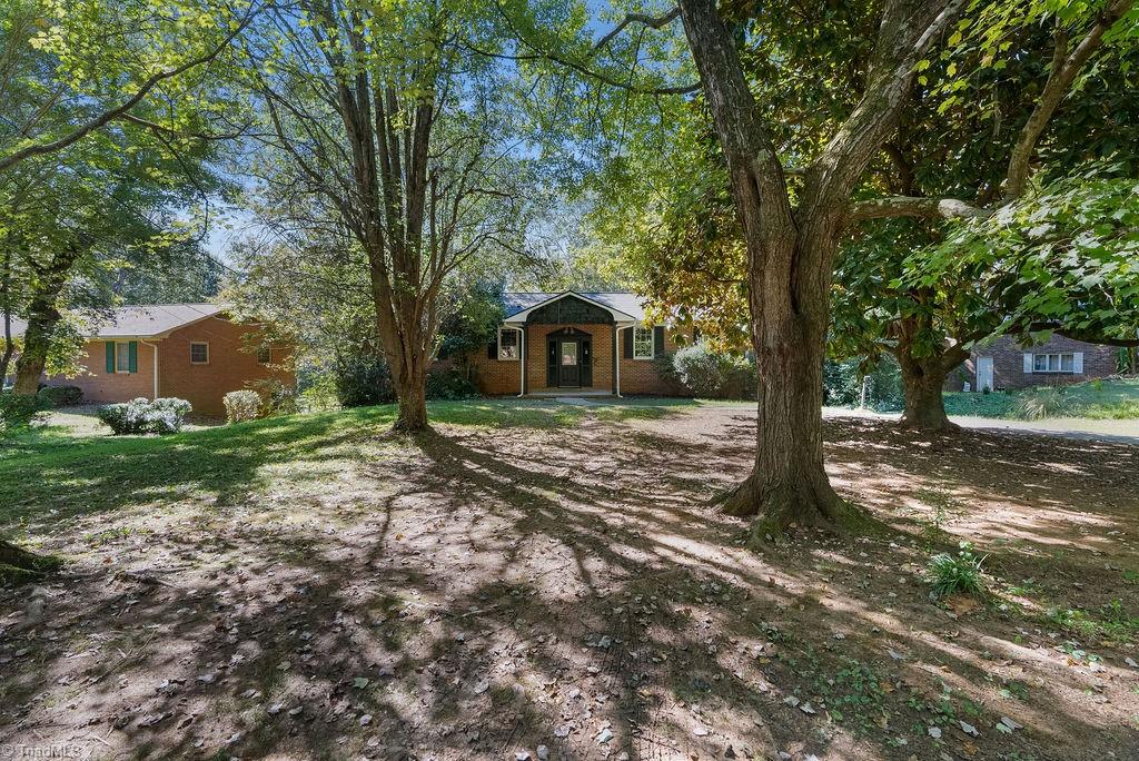 2160 Independence Road Winston-Salem, NC 27106 - Photo 4 of 37 Gallery Image 4