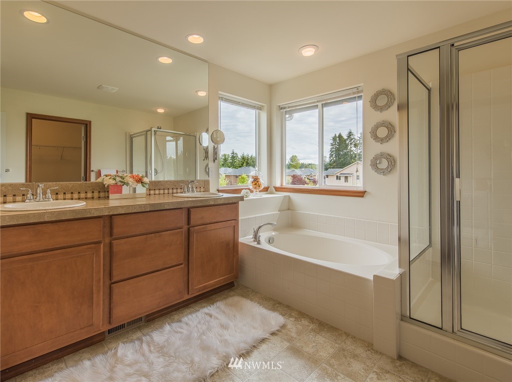 3307 171st Place Southeast Bothell, WA 98012 - Photo 17 of 24