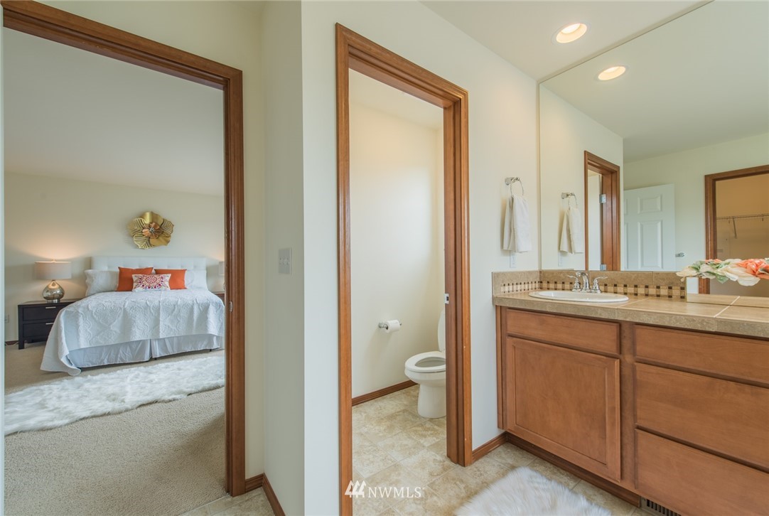 3307 171st Place Southeast Bothell, WA 98012 - Photo 18 of 24